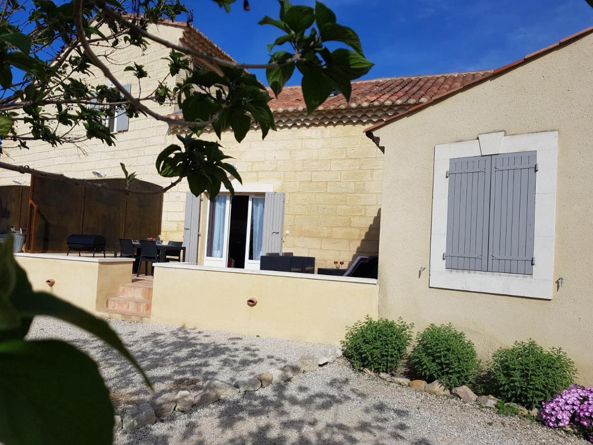 Le Mas Saint Jean Mézoargues Exteriér fotografie