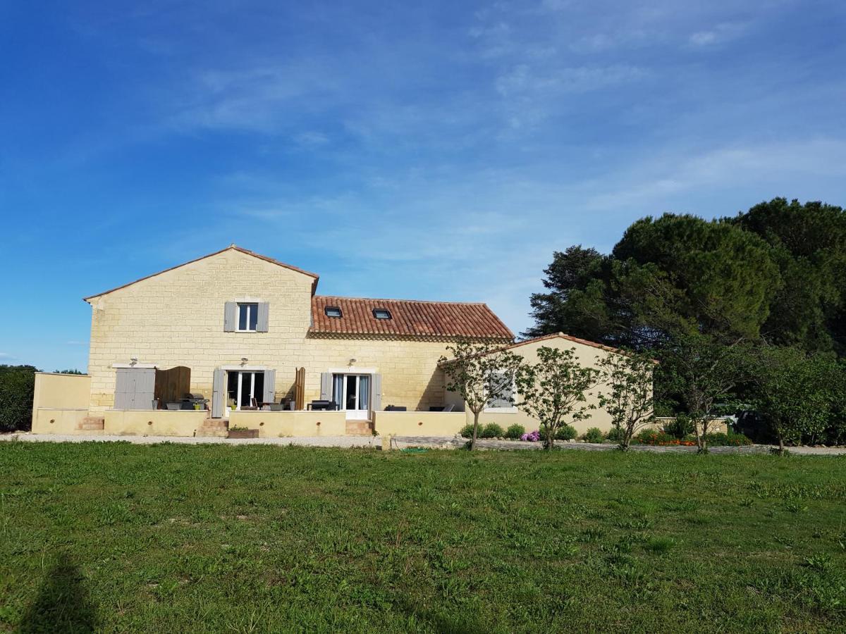 Le Mas Saint Jean Mézoargues Exteriér fotografie